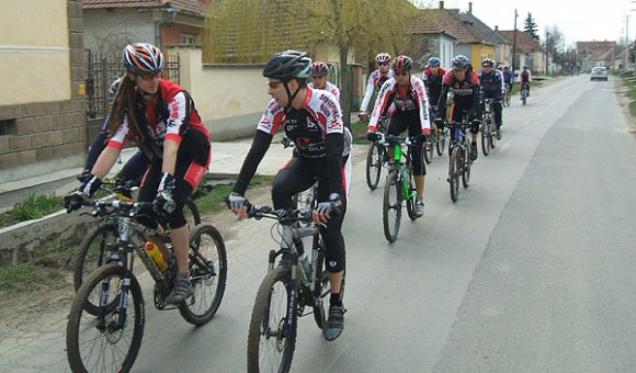 szezonnyito_08_05 szezonnyito_08_05
